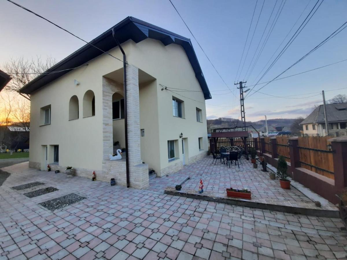 Pensiunea Casa Godja Văleni المظهر الخارجي الصورة