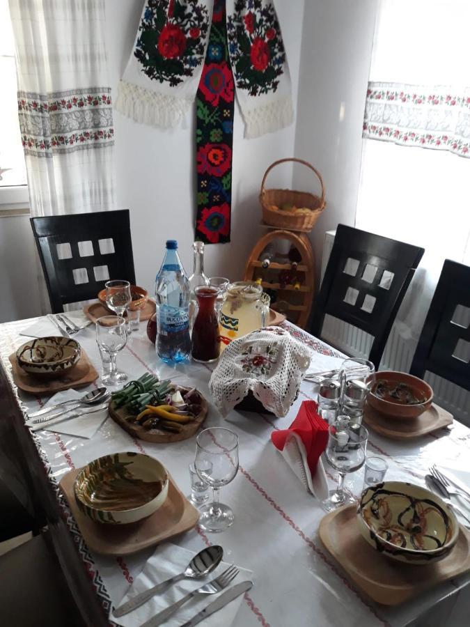 Pensiunea Casa Godja Văleni المظهر الخارجي الصورة
